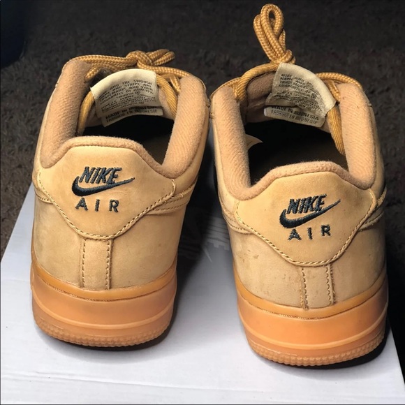 Nike Air Force - Picture 4 of 7